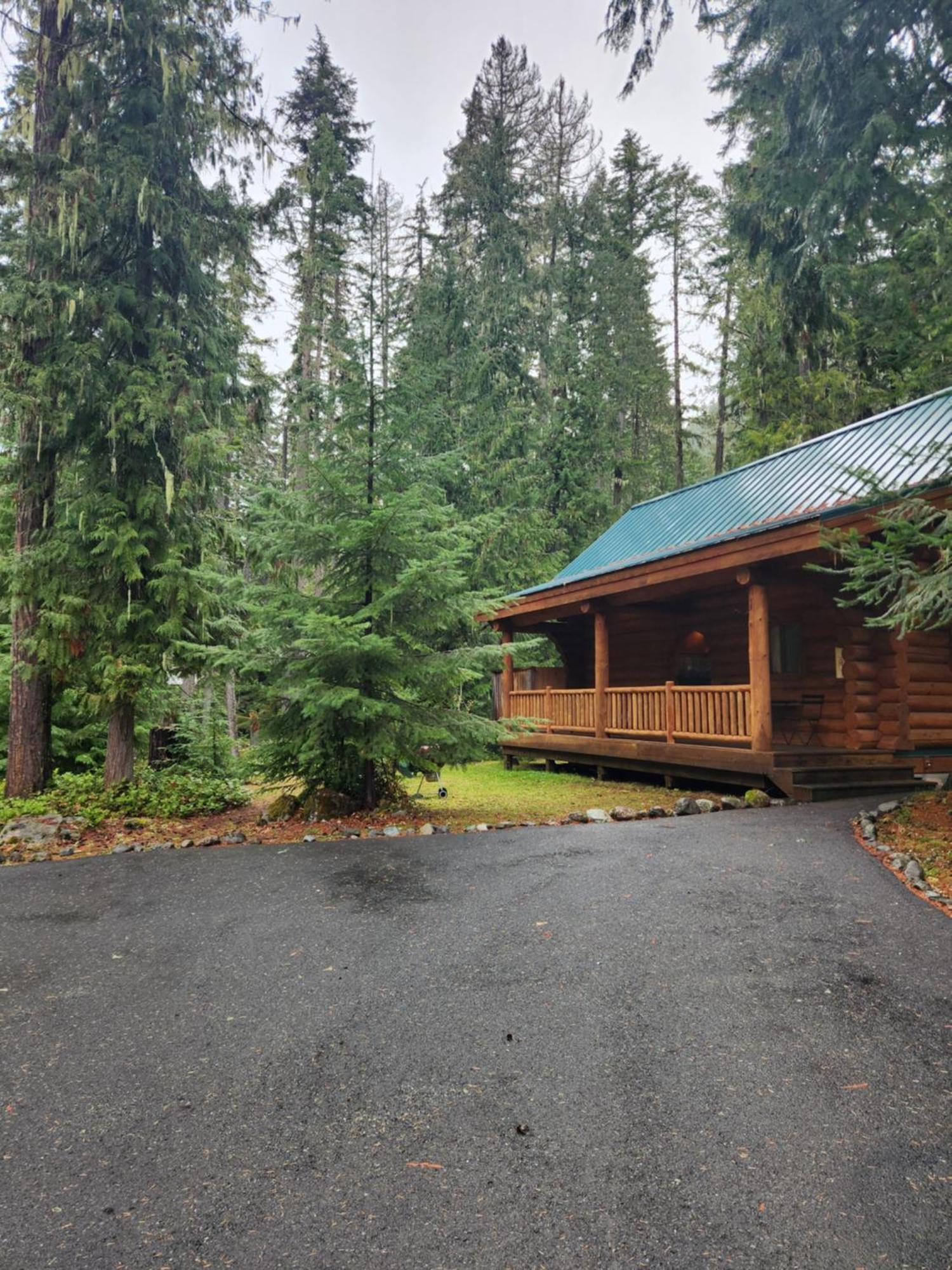 Loge Alta Crystal Hotel Enumclaw Exterior photo