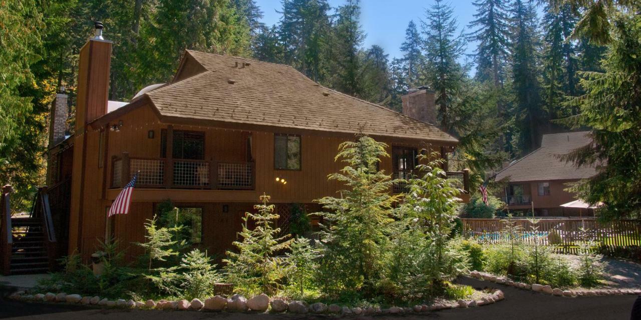 Loge Alta Crystal Hotel Enumclaw Exterior photo